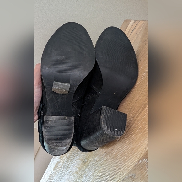 H&M Women's Black Suede Ankle Boots w/ Fringe Detail, Sz 9.5 - Picture 7 of 8